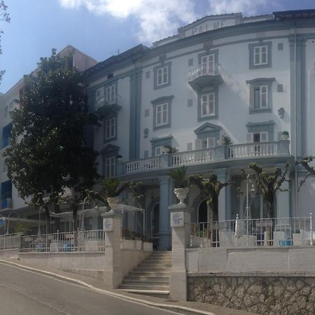 Hotel Alexander Palme تْشيانشانو  تيرمي المظهر الخارجي الصورة
