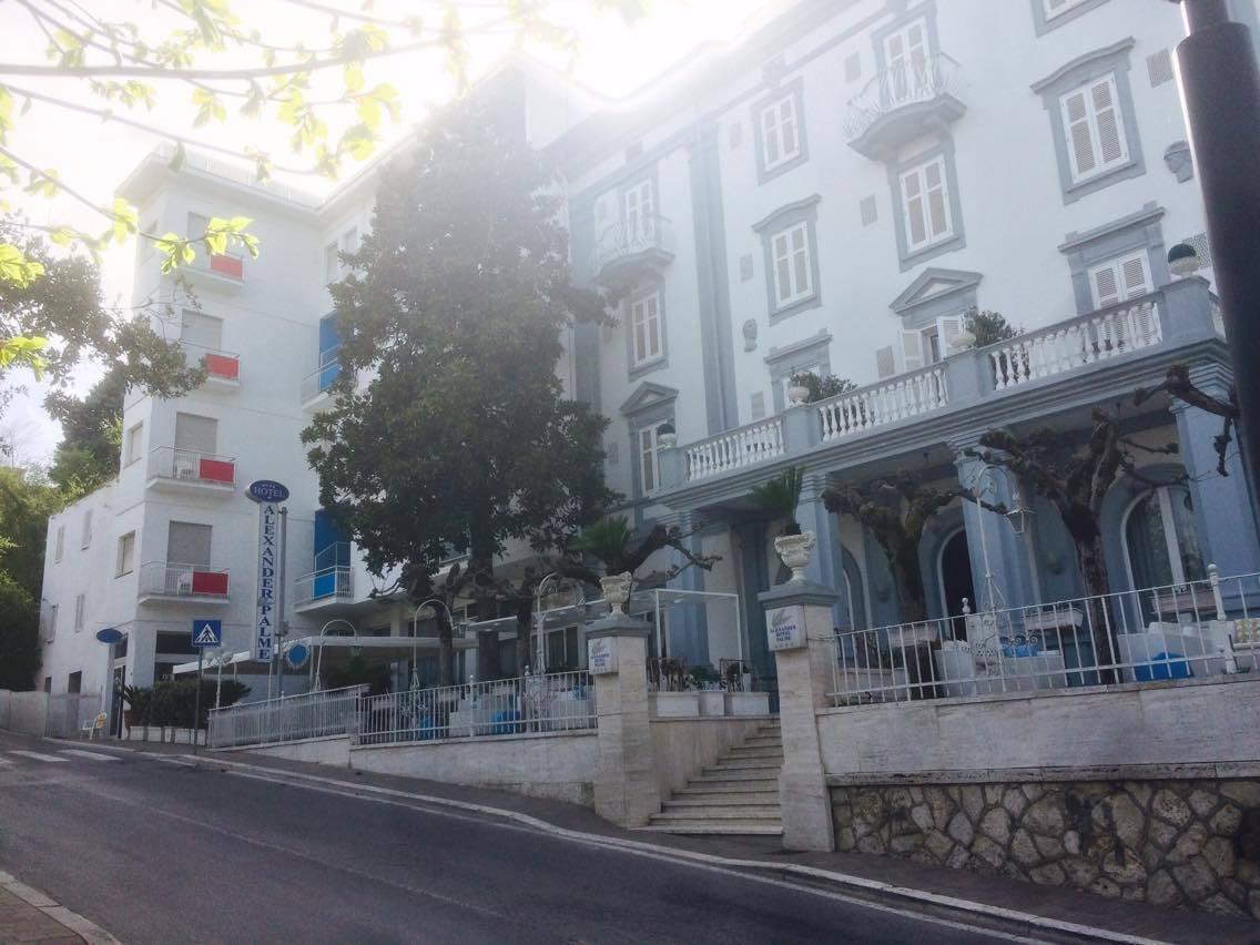 Hotel Alexander Palme تْشيانشانو  تيرمي المظهر الخارجي الصورة