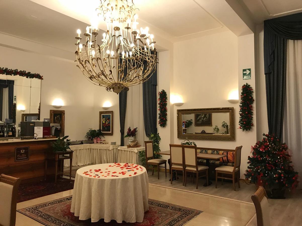 Hotel Alexander Palme تْشيانشانو  تيرمي المظهر الخارجي الصورة