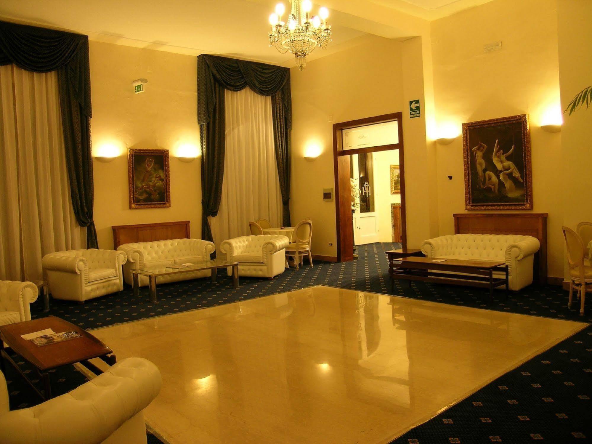 Hotel Alexander Palme تْشيانشانو  تيرمي المظهر الخارجي الصورة
