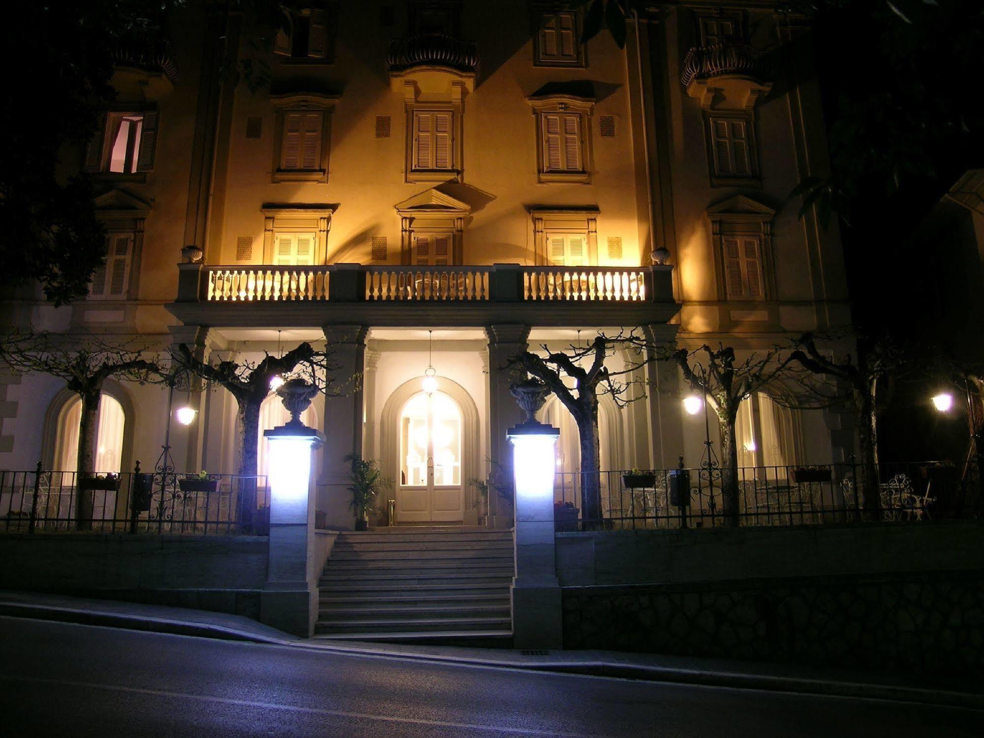 Hotel Alexander Palme تْشيانشانو  تيرمي المظهر الخارجي الصورة