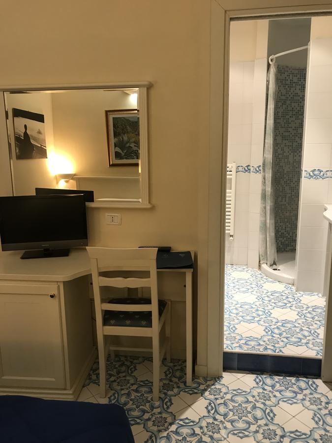 Hotel Alexander Palme تْشيانشانو  تيرمي المظهر الخارجي الصورة
